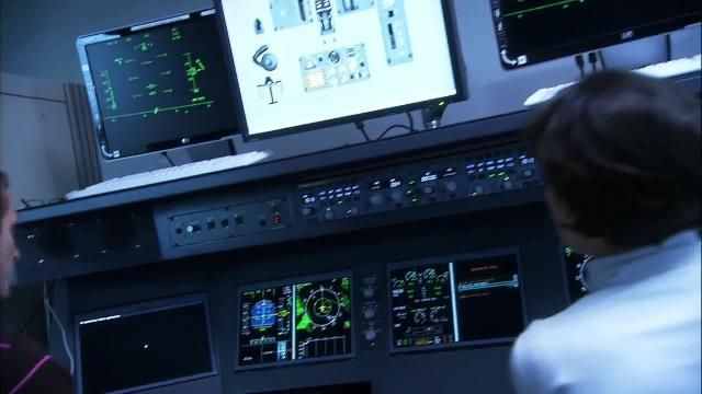 空中客车防御和空间使用基于模型的设计开发安全关键的航空电子设备