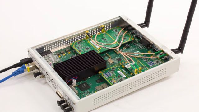 SDR USRP实用于OFDM 802.11信标传输。