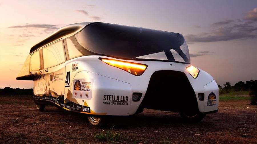 来自Eindhoven大学的第二代太阳能汽车，Stella Lux。