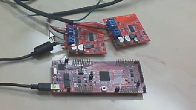 使用F28069启动板和Simulink的TI C2000支持包控制两个三相无刷电机。万博1manbetx万博1manbetx