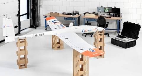 Ampyx权力的拴在无人驾驶飞机将在高海拔风能转化为电能。